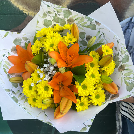 Bright& Cheerful Bouquet