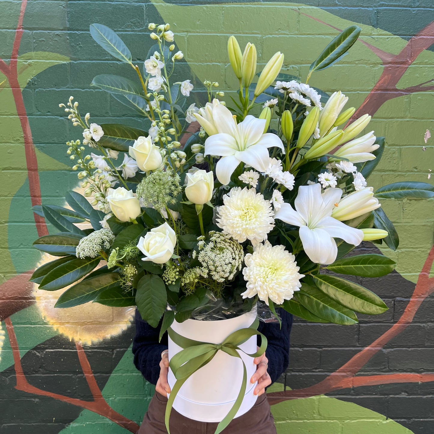 Classic White Flower Hatbox