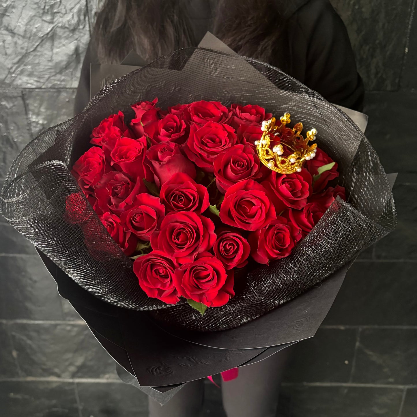 (New This Week)For My Queen – 30 Rose Bouquet