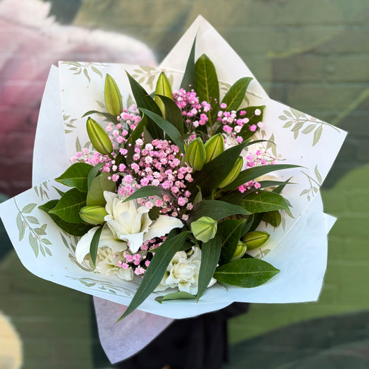 Pretty Roselily Bouquet